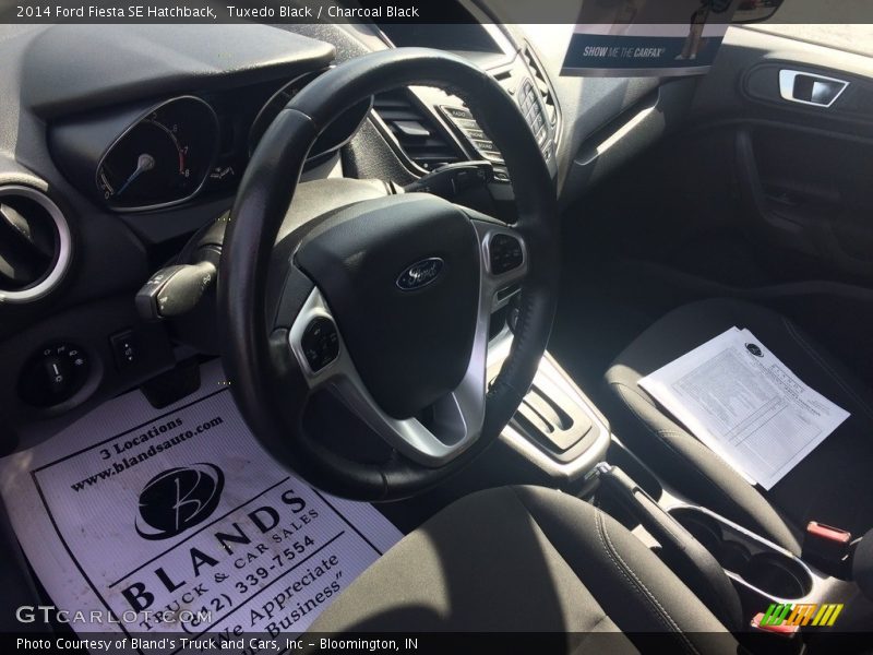 Tuxedo Black / Charcoal Black 2014 Ford Fiesta SE Hatchback