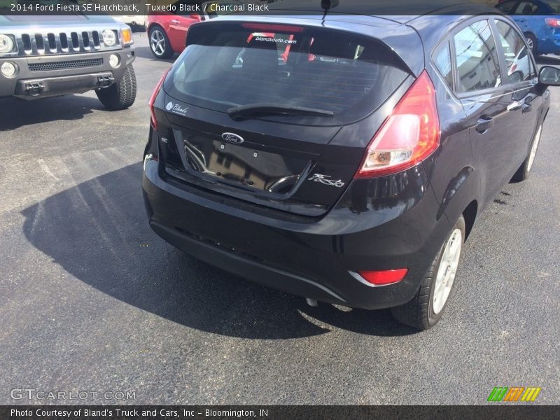 Tuxedo Black / Charcoal Black 2014 Ford Fiesta SE Hatchback