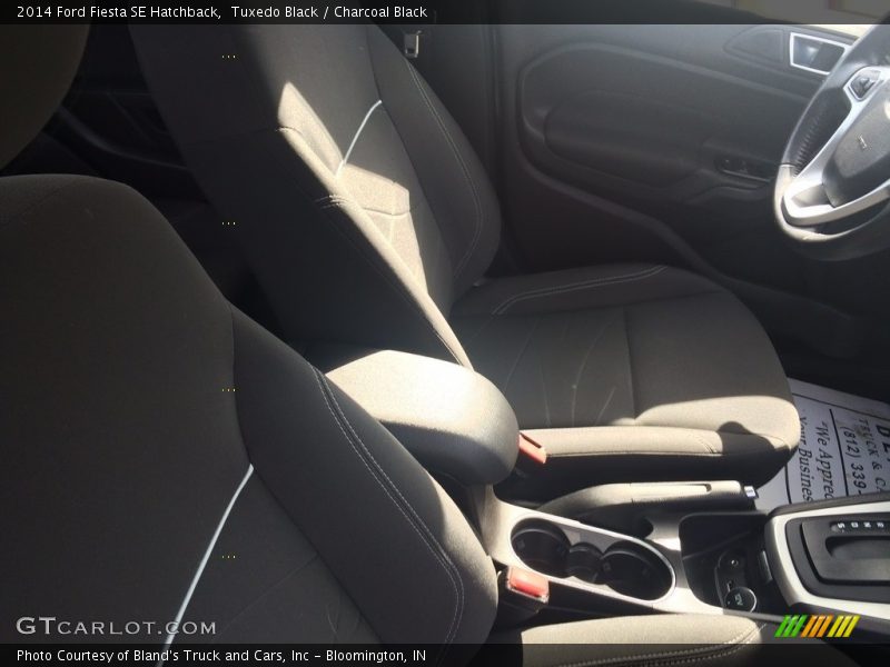 Tuxedo Black / Charcoal Black 2014 Ford Fiesta SE Hatchback