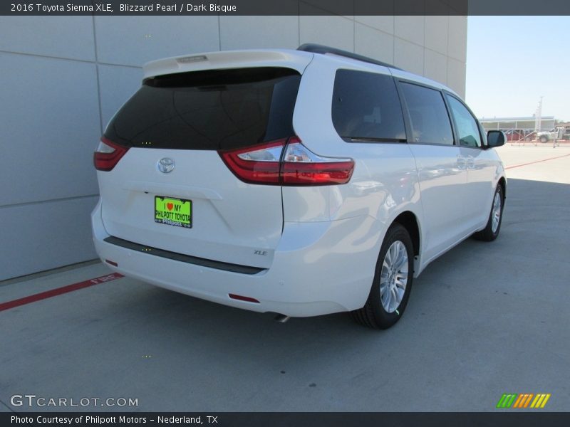 Blizzard Pearl / Dark Bisque 2016 Toyota Sienna XLE