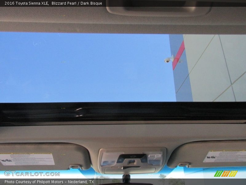 Blizzard Pearl / Dark Bisque 2016 Toyota Sienna XLE
