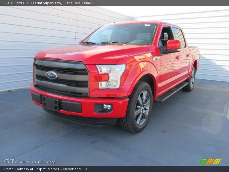 Front 3/4 View of 2016 F150 Lariat SuperCrew