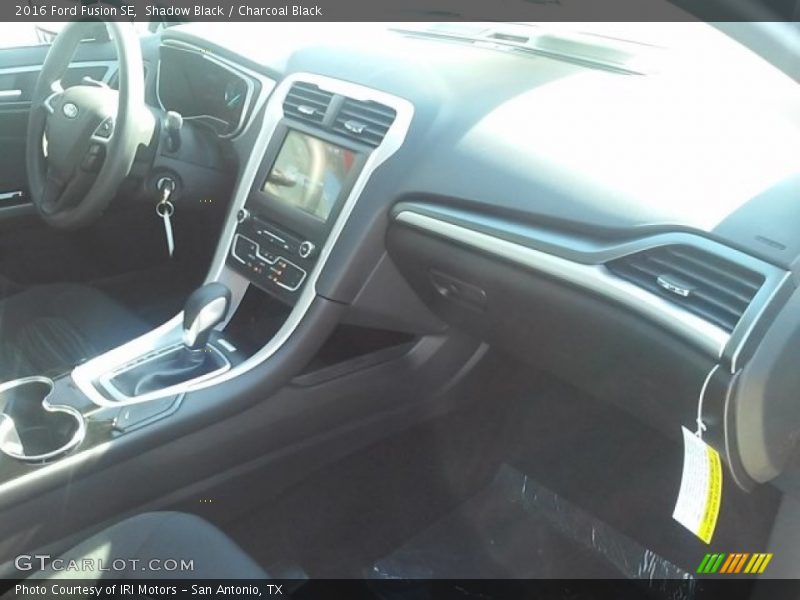 Shadow Black / Charcoal Black 2016 Ford Fusion SE