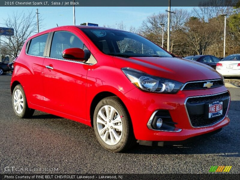 Salsa / Jet Black 2016 Chevrolet Spark LT