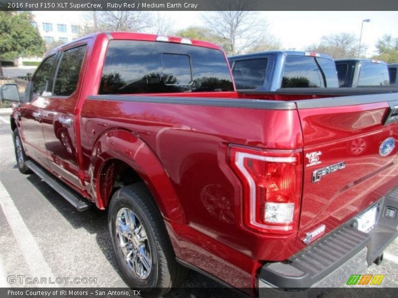 Ruby Red / Medium Earth Gray 2016 Ford F150 XLT SuperCrew