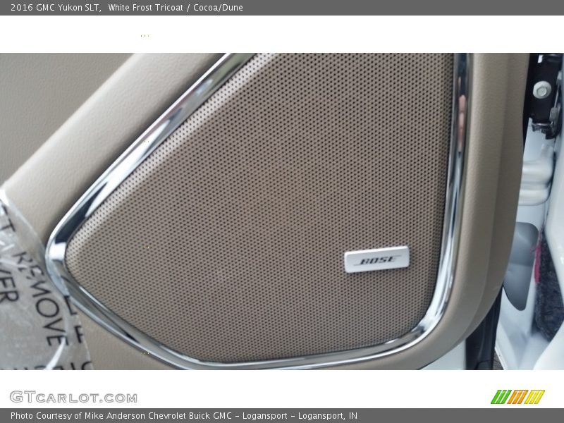 White Frost Tricoat / Cocoa/Dune 2016 GMC Yukon SLT