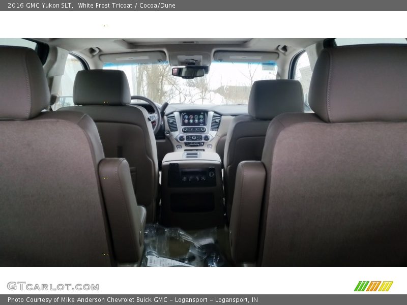 White Frost Tricoat / Cocoa/Dune 2016 GMC Yukon SLT