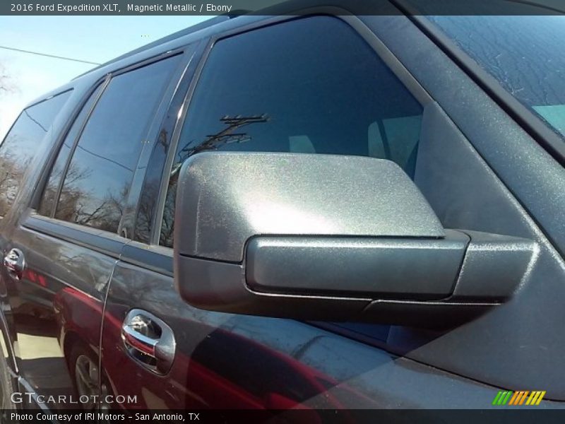 Magnetic Metallic / Ebony 2016 Ford Expedition XLT