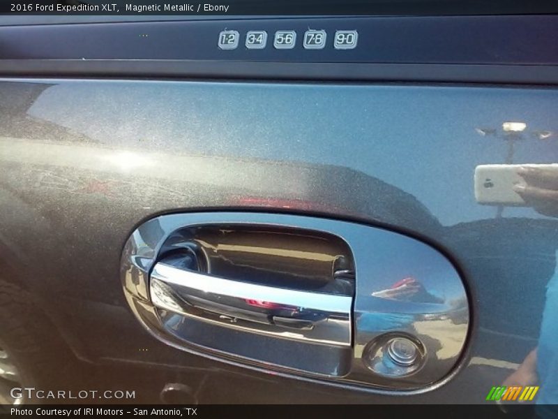 Magnetic Metallic / Ebony 2016 Ford Expedition XLT
