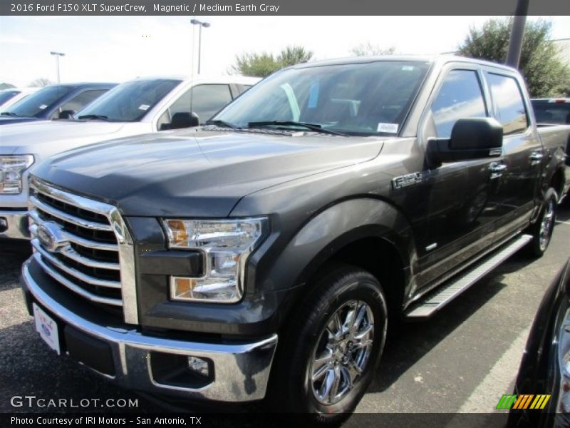 Magnetic / Medium Earth Gray 2016 Ford F150 XLT SuperCrew