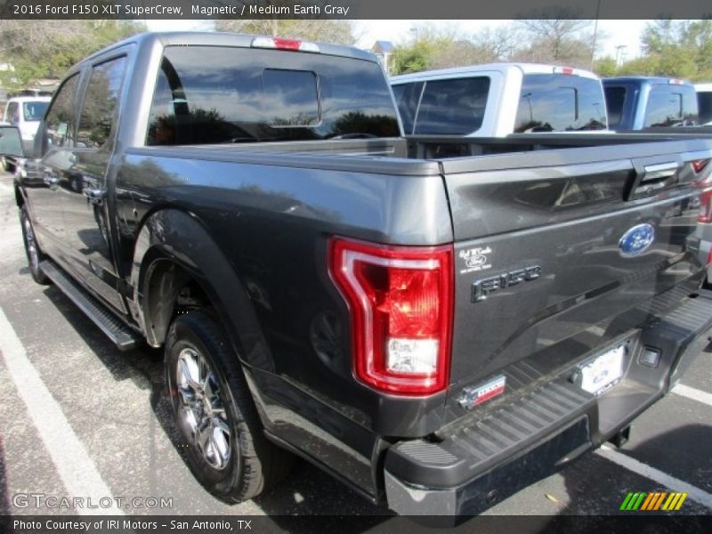 Magnetic / Medium Earth Gray 2016 Ford F150 XLT SuperCrew