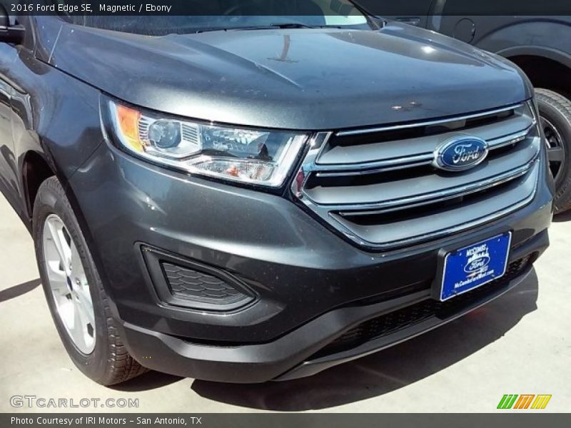 Magnetic / Ebony 2016 Ford Edge SE