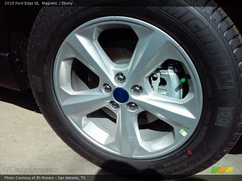 Magnetic / Ebony 2016 Ford Edge SE
