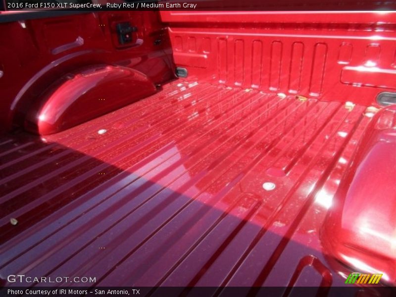 Ruby Red / Medium Earth Gray 2016 Ford F150 XLT SuperCrew