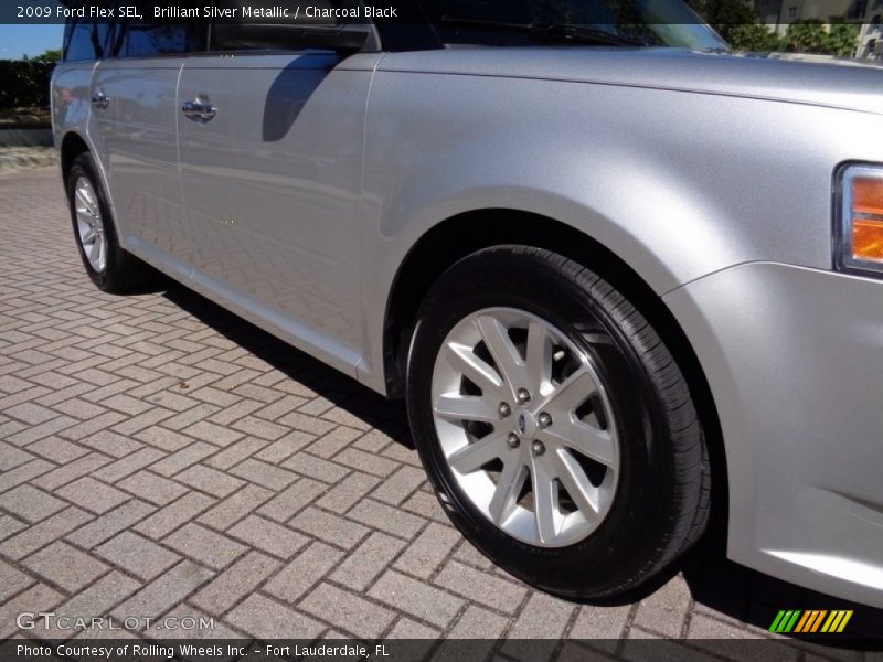 Brilliant Silver Metallic / Charcoal Black 2009 Ford Flex SEL