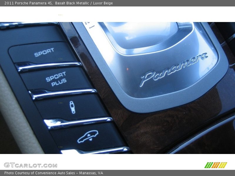 Basalt Black Metallic / Luxor Beige 2011 Porsche Panamera 4S