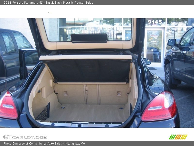Basalt Black Metallic / Luxor Beige 2011 Porsche Panamera 4S
