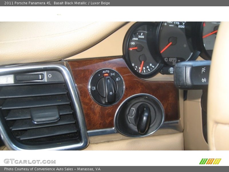 Basalt Black Metallic / Luxor Beige 2011 Porsche Panamera 4S