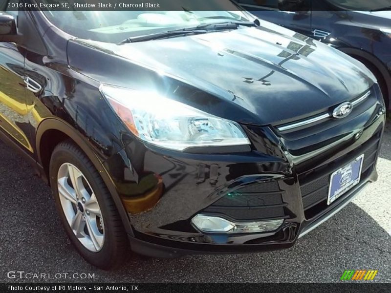 Shadow Black / Charcoal Black 2016 Ford Escape SE
