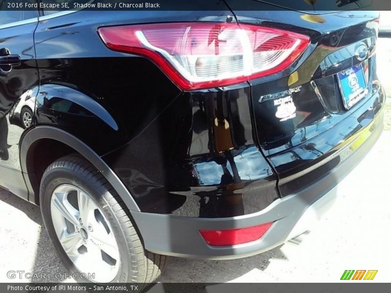 Shadow Black / Charcoal Black 2016 Ford Escape SE