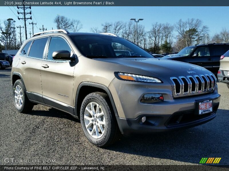 Light Brownstone Pearl / Black 2016 Jeep Cherokee Latitude 4x4