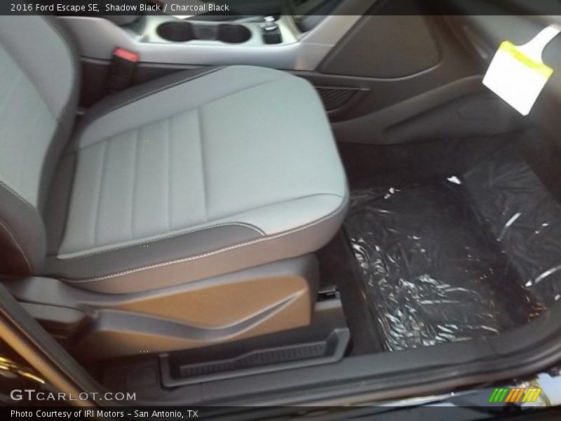 Shadow Black / Charcoal Black 2016 Ford Escape SE
