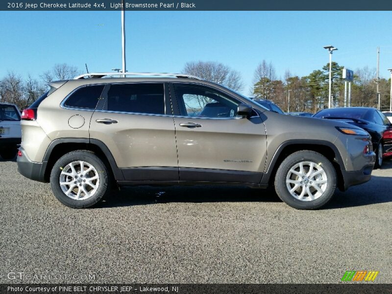 Light Brownstone Pearl / Black 2016 Jeep Cherokee Latitude 4x4
