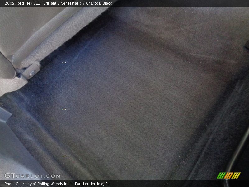 Brilliant Silver Metallic / Charcoal Black 2009 Ford Flex SEL