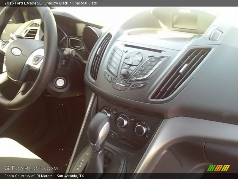 Shadow Black / Charcoal Black 2016 Ford Escape SE