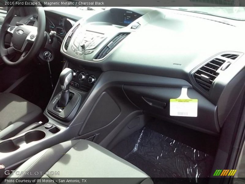 Magnetic Metallic / Charcoal Black 2016 Ford Escape S