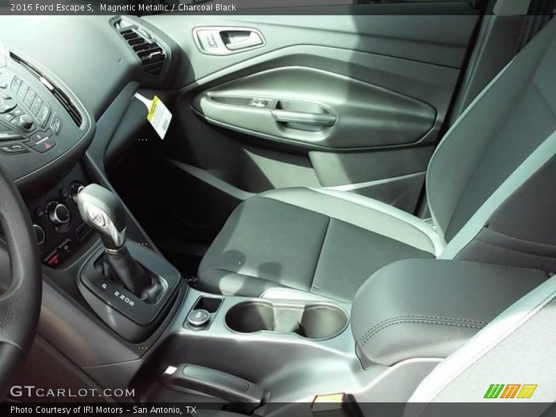 Magnetic Metallic / Charcoal Black 2016 Ford Escape S