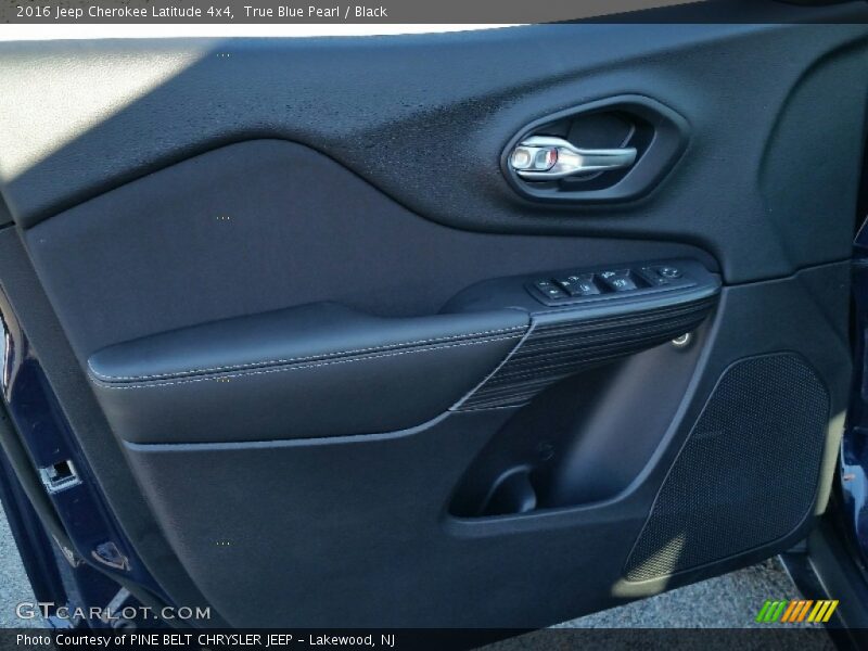 True Blue Pearl / Black 2016 Jeep Cherokee Latitude 4x4