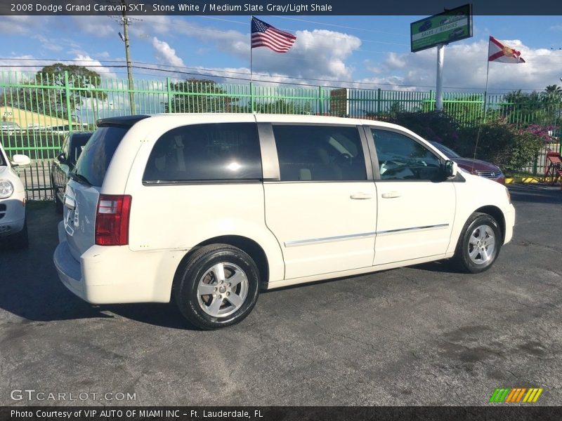 Stone White / Medium Slate Gray/Light Shale 2008 Dodge Grand Caravan SXT