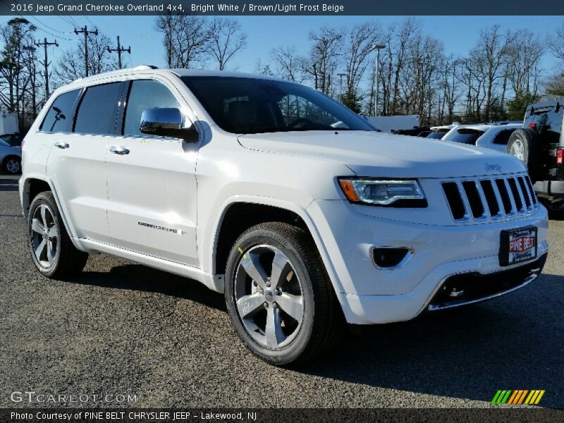 Bright White / Brown/Light Frost Beige 2016 Jeep Grand Cherokee Overland 4x4