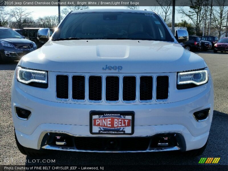 Bright White / Brown/Light Frost Beige 2016 Jeep Grand Cherokee Overland 4x4