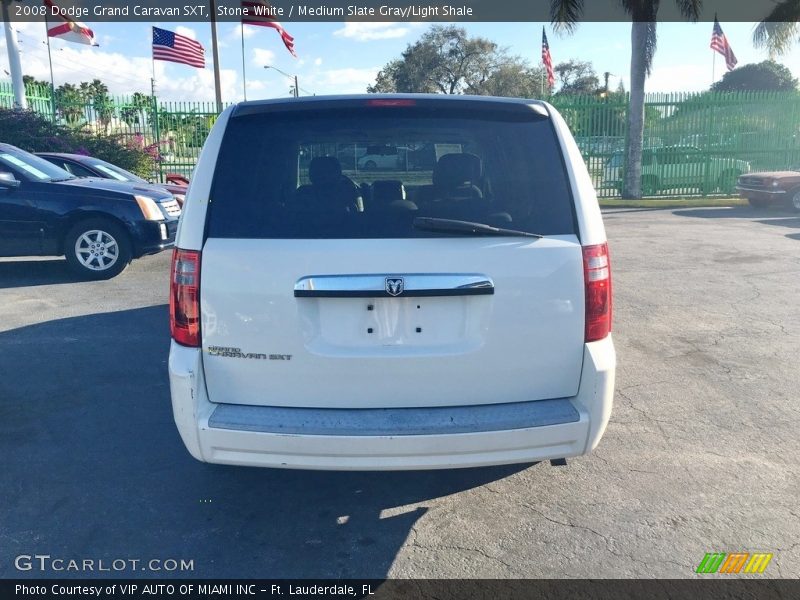 Stone White / Medium Slate Gray/Light Shale 2008 Dodge Grand Caravan SXT