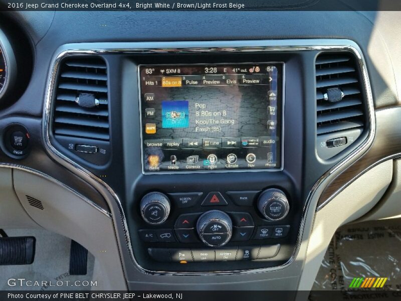 Bright White / Brown/Light Frost Beige 2016 Jeep Grand Cherokee Overland 4x4