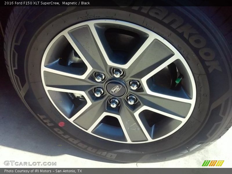 Magnetic / Black 2016 Ford F150 XLT SuperCrew