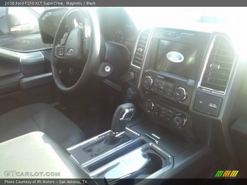 Magnetic / Black 2016 Ford F150 XLT SuperCrew