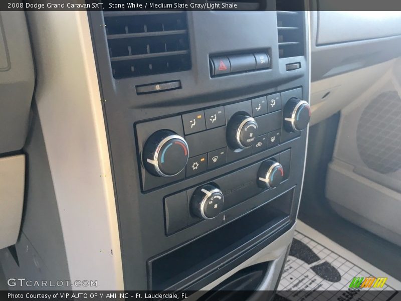 Stone White / Medium Slate Gray/Light Shale 2008 Dodge Grand Caravan SXT