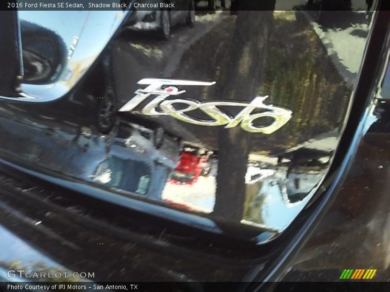 Shadow Black / Charcoal Black 2016 Ford Fiesta SE Sedan