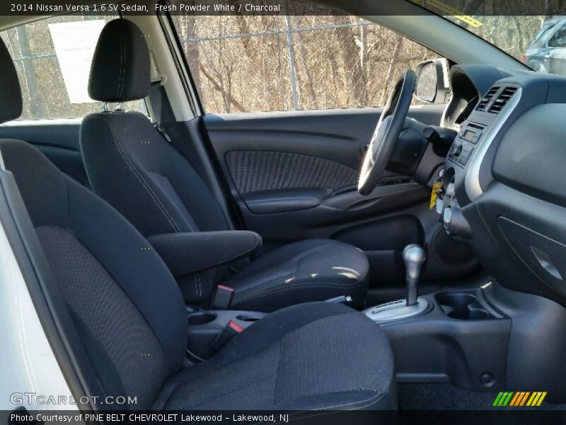 Fresh Powder White / Charcoal 2014 Nissan Versa 1.6 SV Sedan