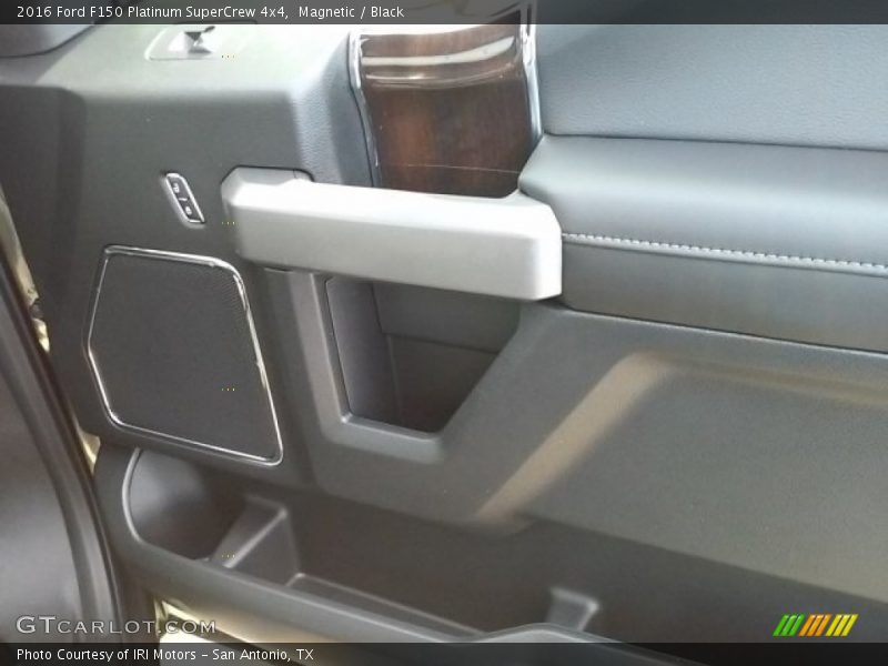 Magnetic / Black 2016 Ford F150 Platinum SuperCrew 4x4