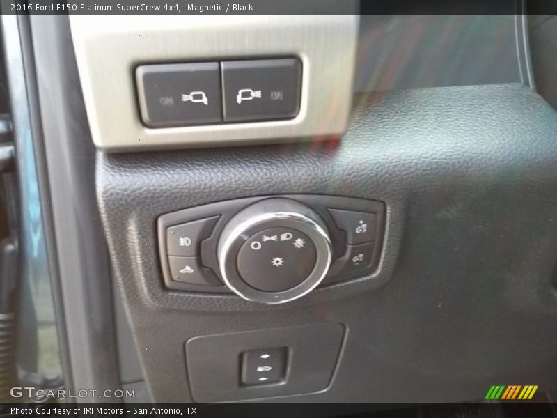 Magnetic / Black 2016 Ford F150 Platinum SuperCrew 4x4