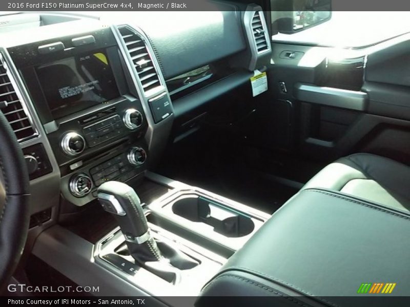 Magnetic / Black 2016 Ford F150 Platinum SuperCrew 4x4