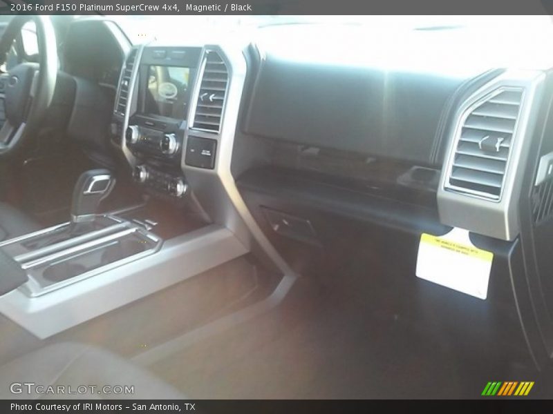 Magnetic / Black 2016 Ford F150 Platinum SuperCrew 4x4