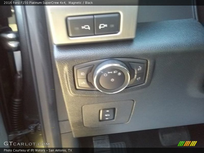 Magnetic / Black 2016 Ford F150 Platinum SuperCrew 4x4