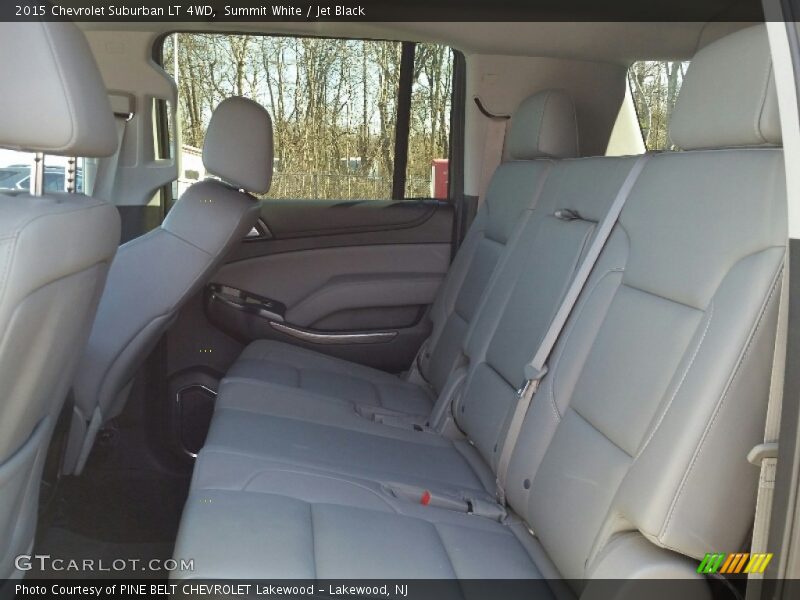 Summit White / Jet Black 2015 Chevrolet Suburban LT 4WD