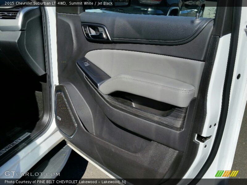 Summit White / Jet Black 2015 Chevrolet Suburban LT 4WD
