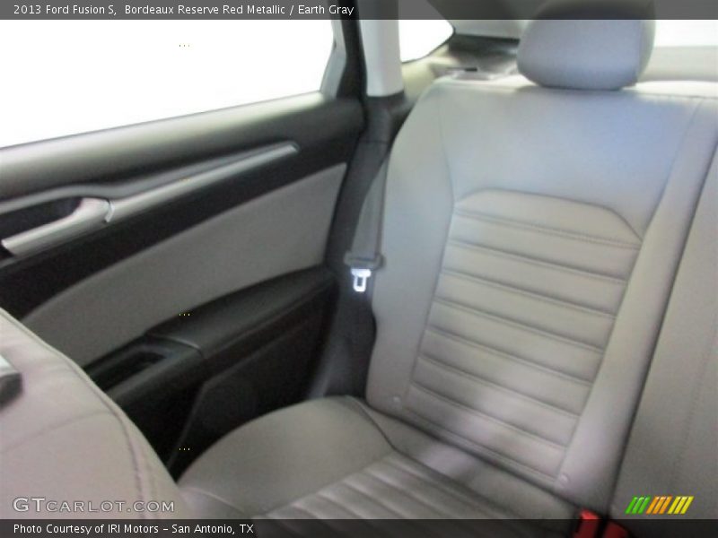Bordeaux Reserve Red Metallic / Earth Gray 2013 Ford Fusion S